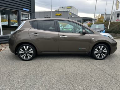 Nissan 2016 bilde 8