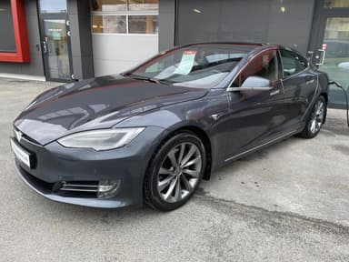 Tesla 2018 bilde 45