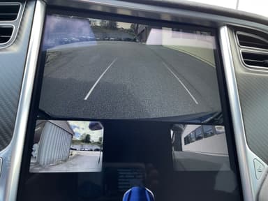 Tesla 2017 bilde 32