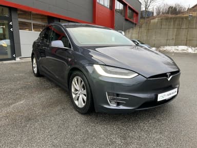 Tesla 2018 bilde 14