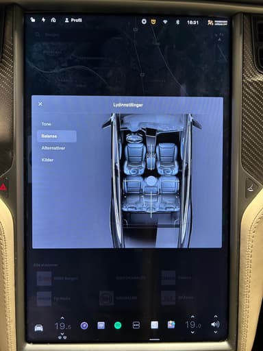 Tesla 2018 bilde 38