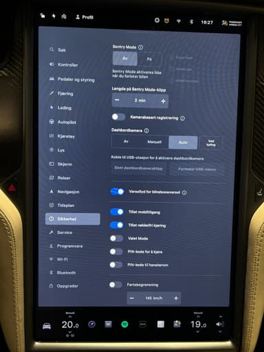 Tesla 2018 bilde 33