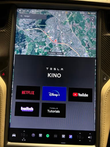 Tesla 2018 bilde 23