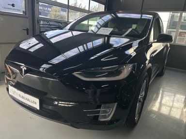 Tesla 2018 bilde 25