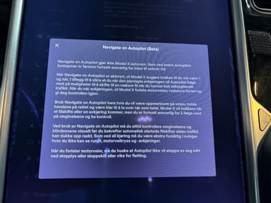 Tesla 2017 bilde 34