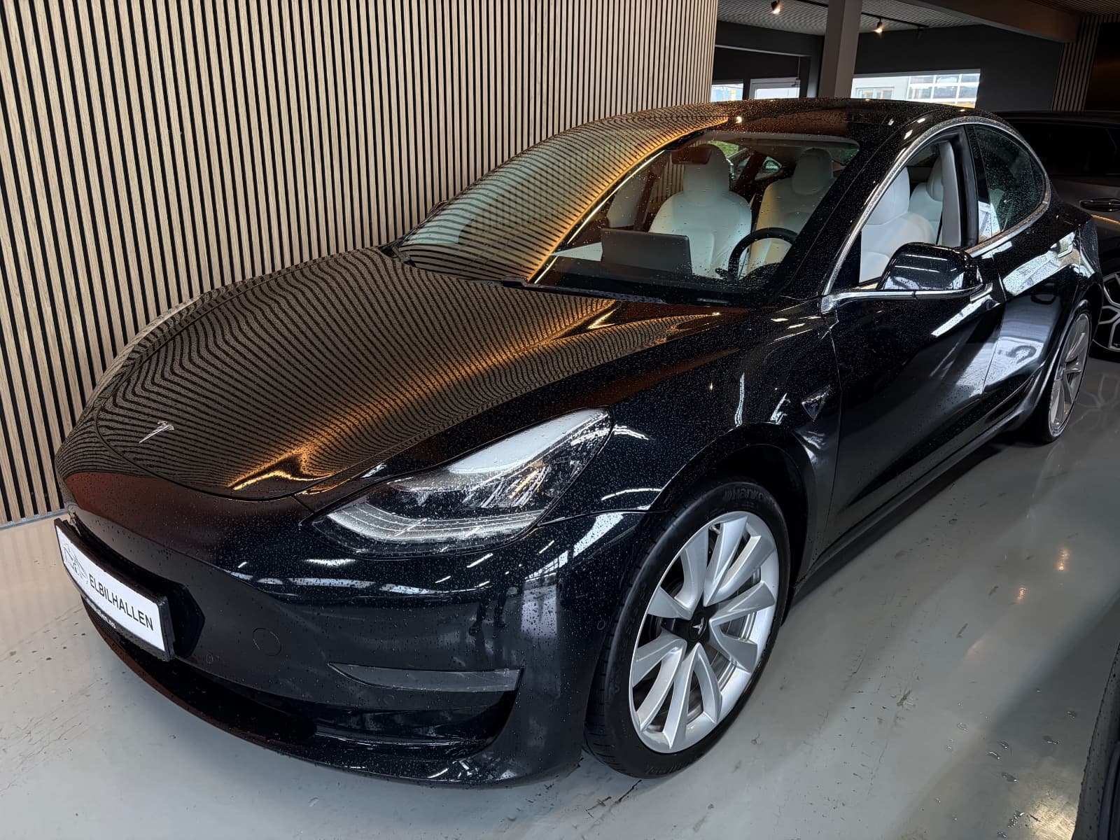 Tesla 2020