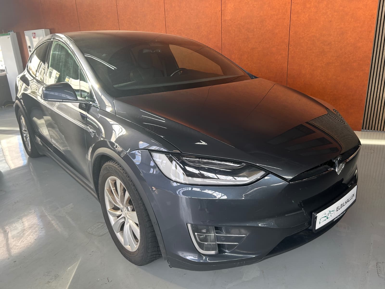 Tesla 2018